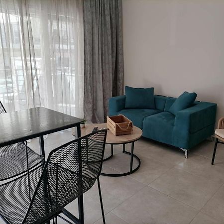 Petrani Suite 1 Néa Péramos Zewnętrze zdjęcie