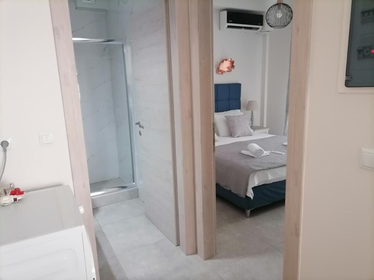 Petrani Suite 1 Néa Péramos Zewnętrze zdjęcie