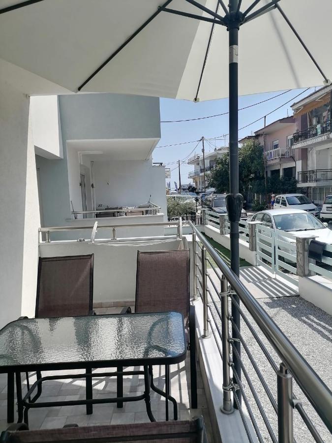 Petrani Suite 1 Néa Péramos Zewnętrze zdjęcie