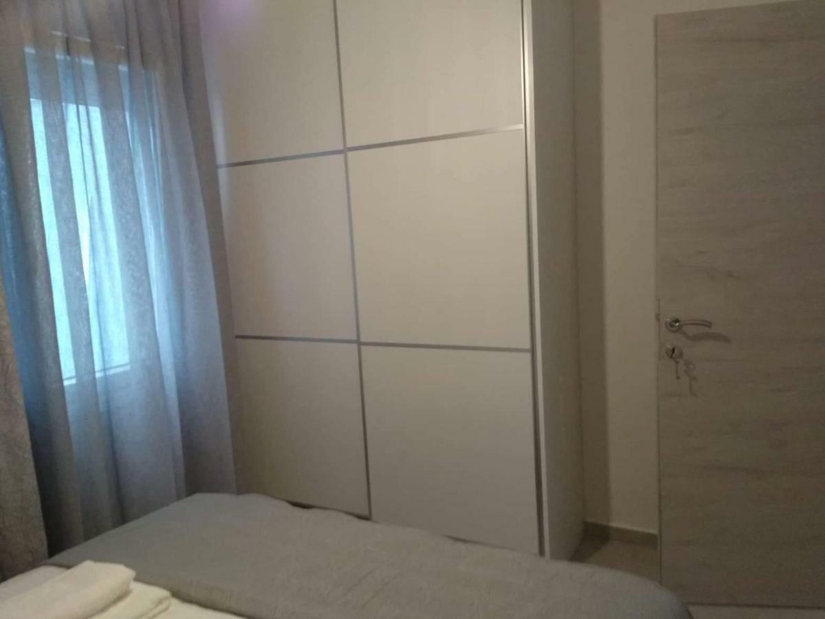 Petrani Suite 1 Néa Péramos Zewnętrze zdjęcie