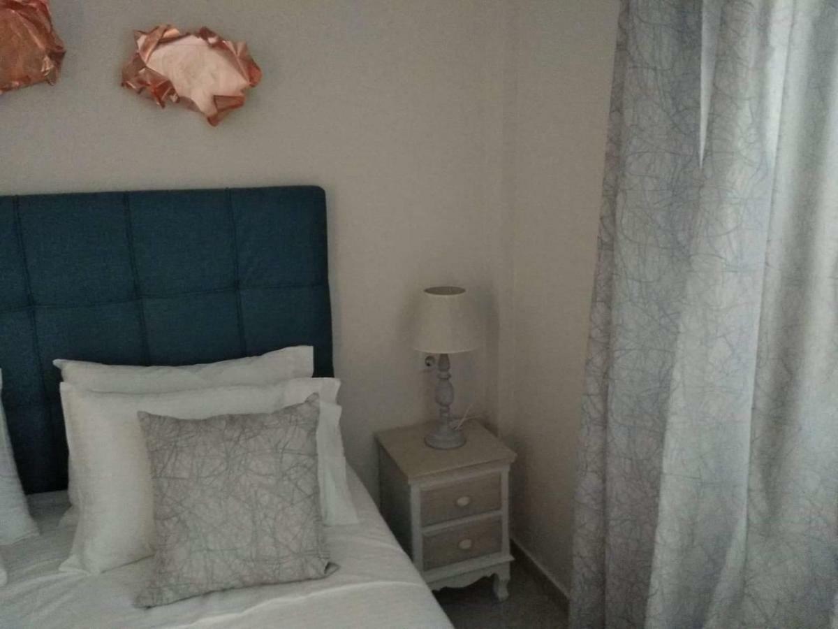 Petrani Suite 1 Néa Péramos Zewnętrze zdjęcie